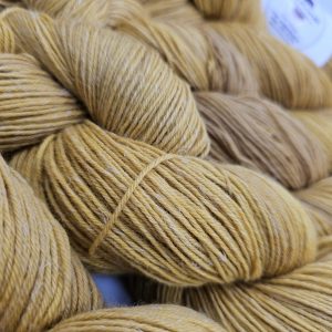 Merino mit Leinen - Brombeerblatt